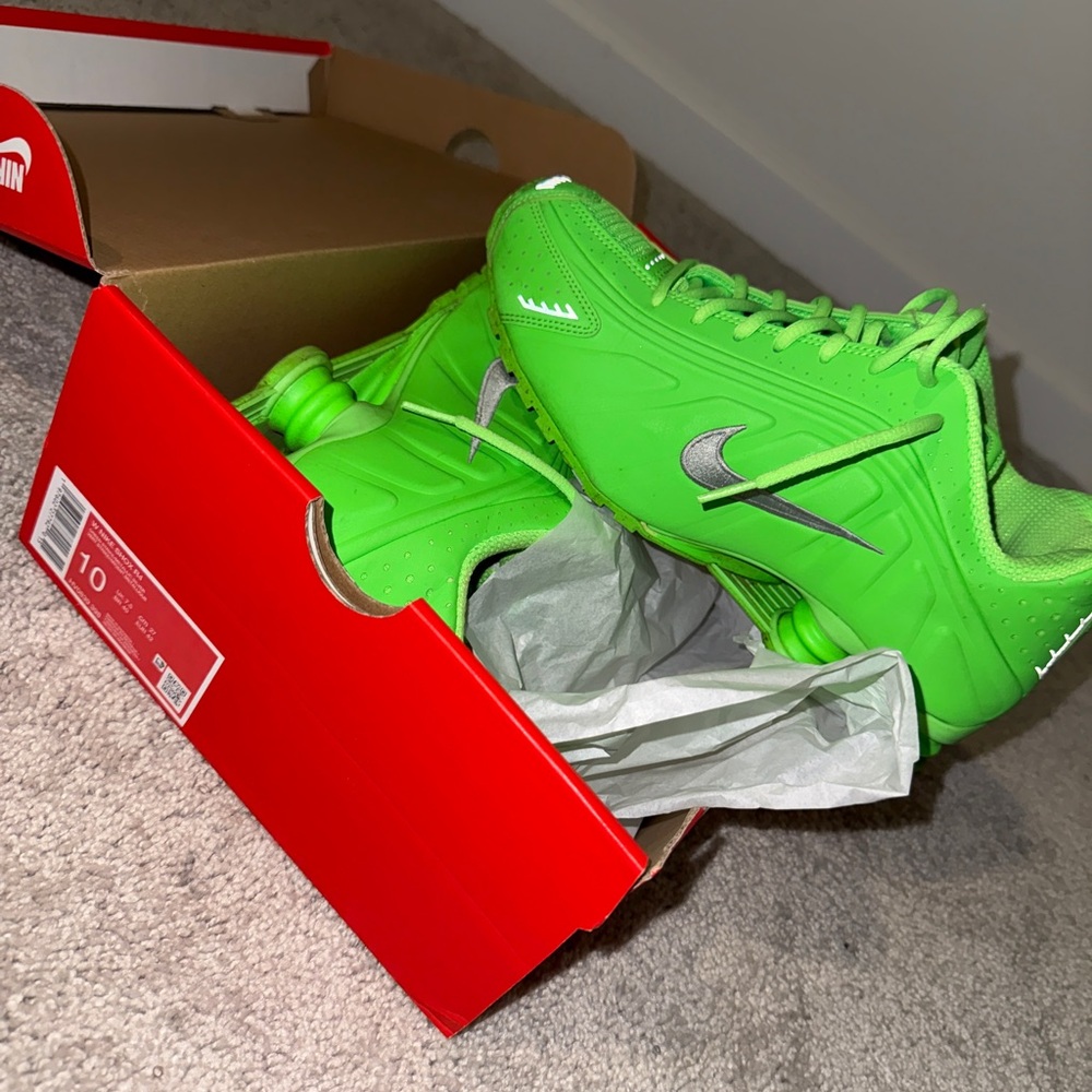 Nike Shox